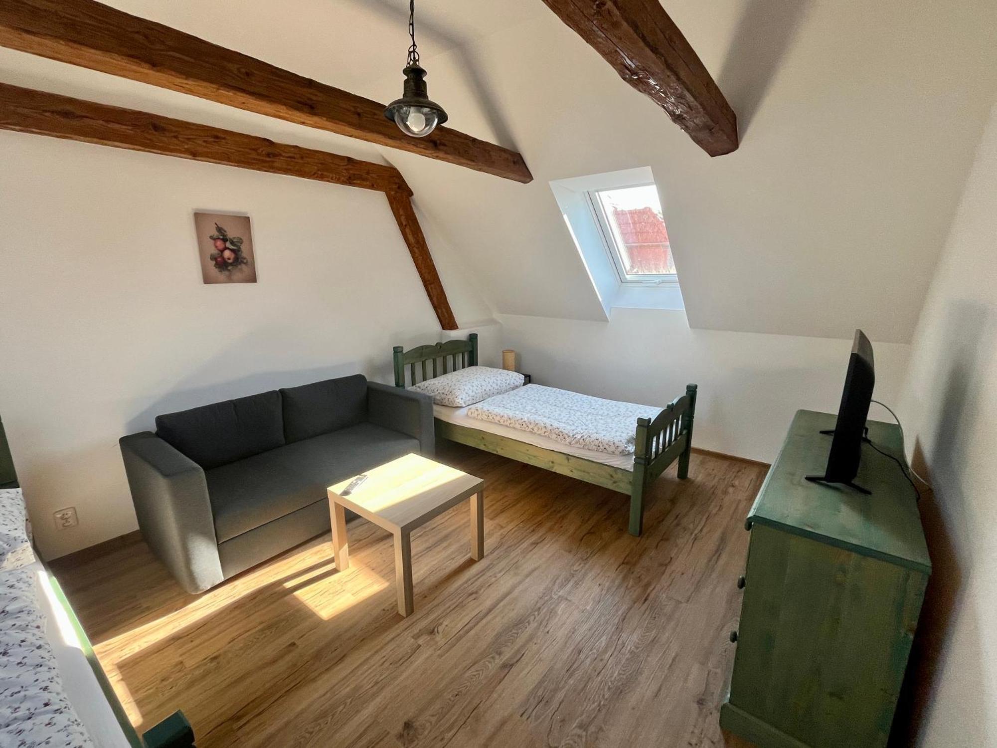 Apartmany Statek Bezdedice Hostomice Bagian luar foto